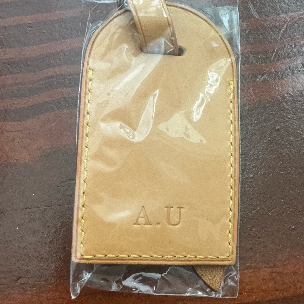 Tan Louis Vuitton Custom Luggage Tag A.U